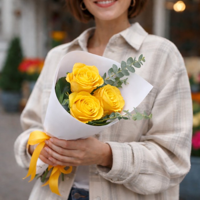 Букет 3 желтые розы