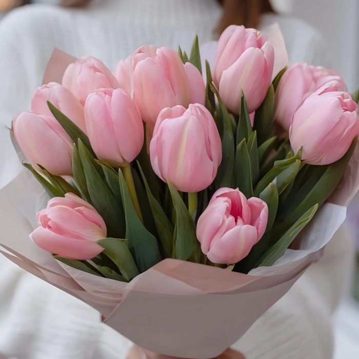Букет 10 розовых тюльпанов