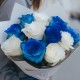 Букет 11 сине-белых роз