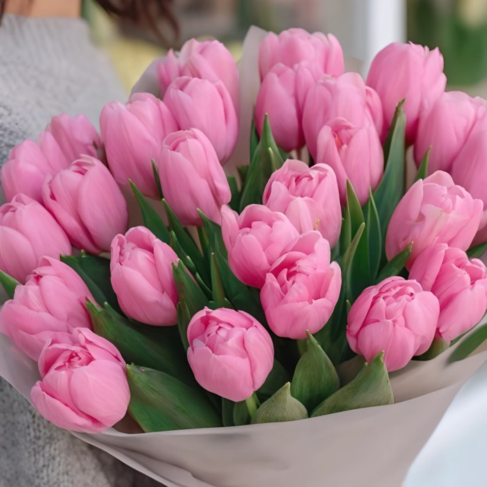 25 розовых тюльпанов
