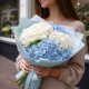 5 бело-синих гортензий