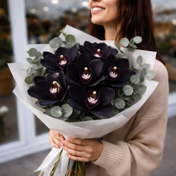 7 черных орхидей
