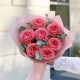 7 кустовых роз с эвкалиптом