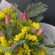 Букет 15 тюльпанов с мимозой